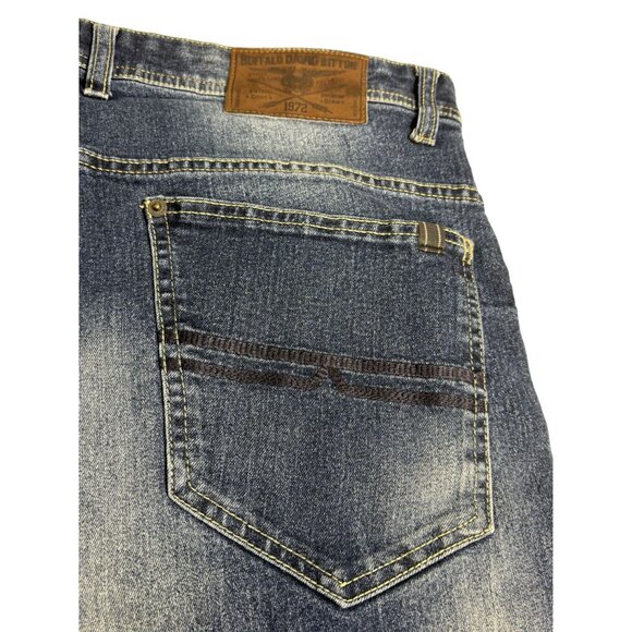 Buffalo David Bitton Evan-X Basic Denim Shorts Mens W36 Jorts Stretch Whiskering - Picture 6 of 11